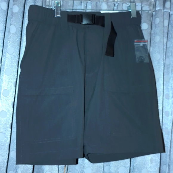 7" Cargo Shorts 29 - Picture 2 of 12